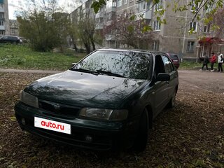 1996 Nissan Almera I (N15), зелёный, 135000 рублей, вид 1