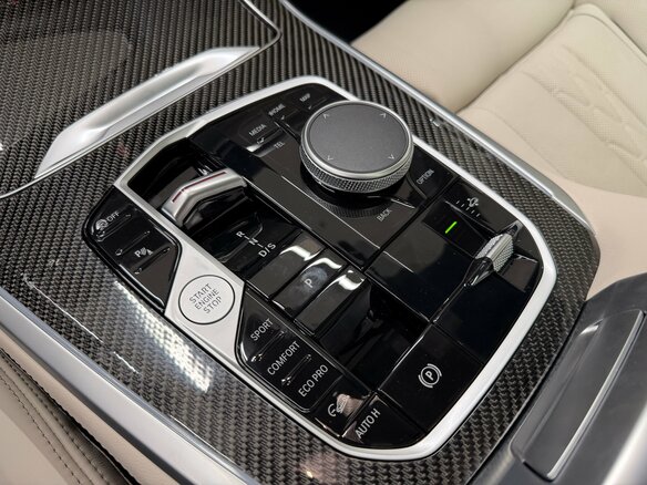 2026 BMW X5 M60i IV (G05/G18) Рестайлинг, чёрный, 19990000 рублей - вид 18
