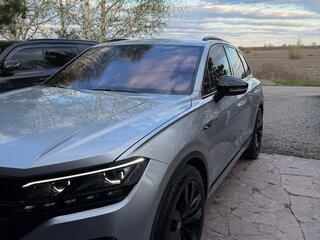 2020 Volkswagen Touareg III, серый, 4600000 рублей, вид 2
