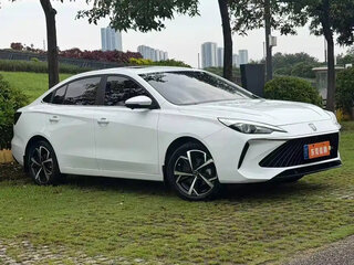 2026 Roewe i5 I Рестайлинг 2, белый, 1400000 рублей, вид 3