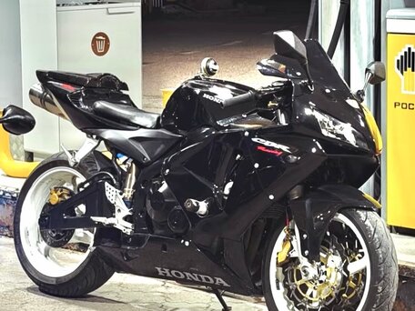 2006 Honda CBR 600RR, чёрный, 300000 рублей, вид 5