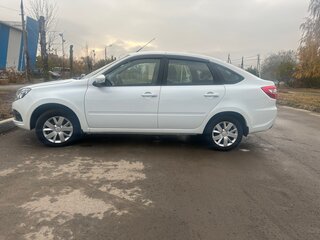 2023 Lada (ВАЗ) Granta I Рестайлинг, белый, 800000 рублей, вид 4