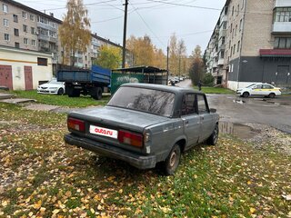 2005 Lada (ВАЗ) 2105, пурпурный, 65000 рублей, вид 4