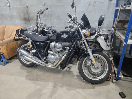 1996 Honda VRX 400, чёрный, 250000 рублей, вид 2