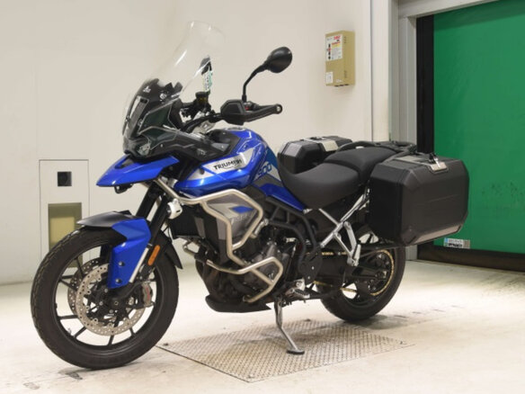 2023 Triumph Tiger 900, синий, 800000 рублей - вид 2