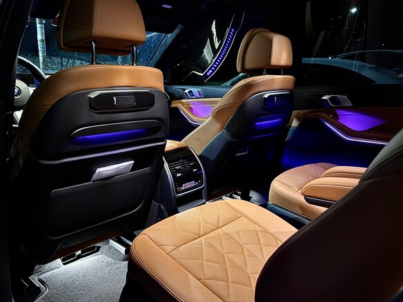 2023 BMW X7 40i I (G07) Рестайлинг, серый, 10400000 рублей - вид 33