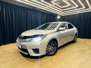 2014 Toyota Corolla XI (E160, E170, E180), серебристый, 1099999 рублей, вид 1
