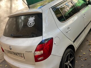 2014 Skoda Fabia II Рестайлинг, белый, 850000 рублей, вид 3