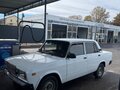 2006 Lada (ВАЗ) 2107, белый, 180000 рублей - вид 1