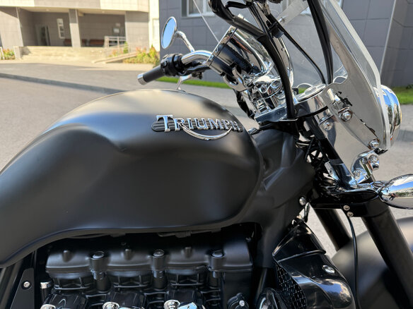 2012 Triumph Rocket III, чёрный, 900000 рублей - вид 18