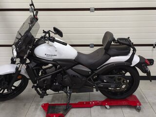 2017 Kawasaki EN650 Vulcan S, белый, 700000 рублей, вид 4