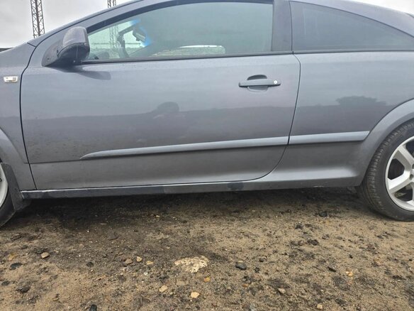 2007 Opel Astra GTC H Рестайлинг, серый, 300000 рублей - вид 5