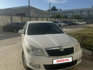 2011 Skoda Octavia II (A5) Рестайлинг, белый, 1000000 рублей, вид 2