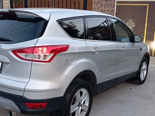 2016 Ford Kuga II, серебристый, 1950000 рублей, вид 4