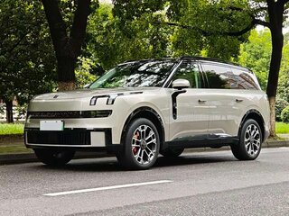 2026 Lynk & Co 900, бежевый, 6950007 рублей, вид 1
