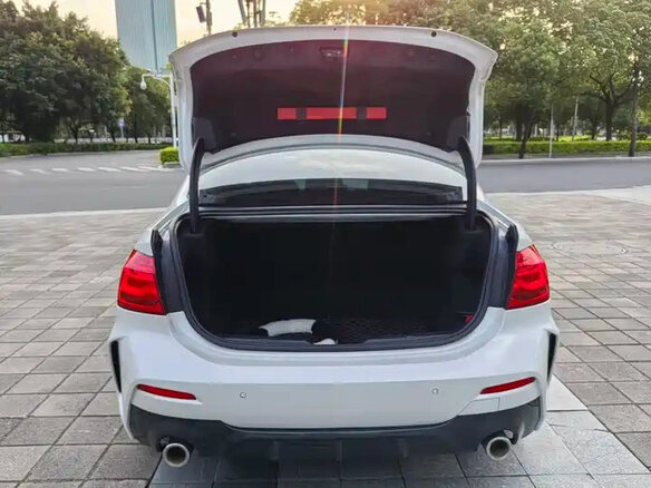 2022 BMW 1 серии 120i III (F52) Рестайлинг, белый, 1500205 рублей - вид 6