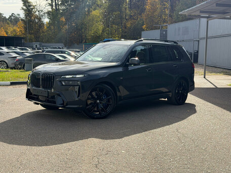 BMW X7 I (G07) Рестайлинг