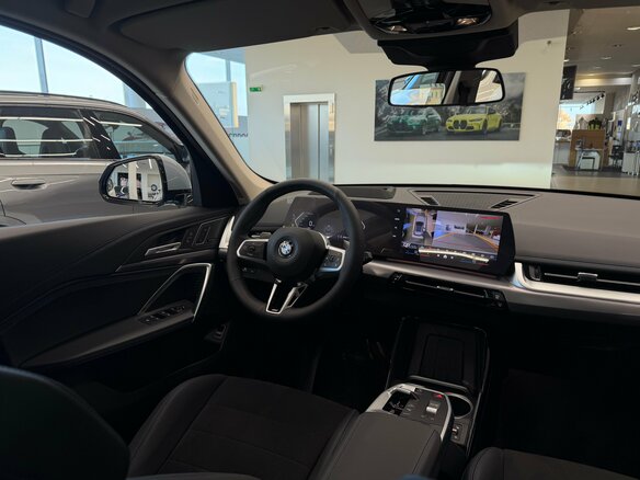 2026 BMW X1 Long 25Li xDrive III (U11/U12), серый, 5990000 рублей - вид 18