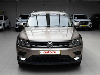 2019 Volkswagen Tiguan II, коричневый, 2250000 рублей, вид 2