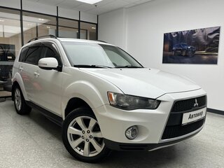 2012 Mitsubishi Outlander II Рестайлинг, белый, 1190000 рублей, вид 3