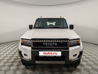 2026 Toyota Land Cruiser Prado 250 Series, белый, 12990000 рублей, вид 2