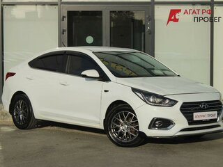 2017 Hyundai Solaris I Рестайлинг, белый, 1300000 рублей, вид 3