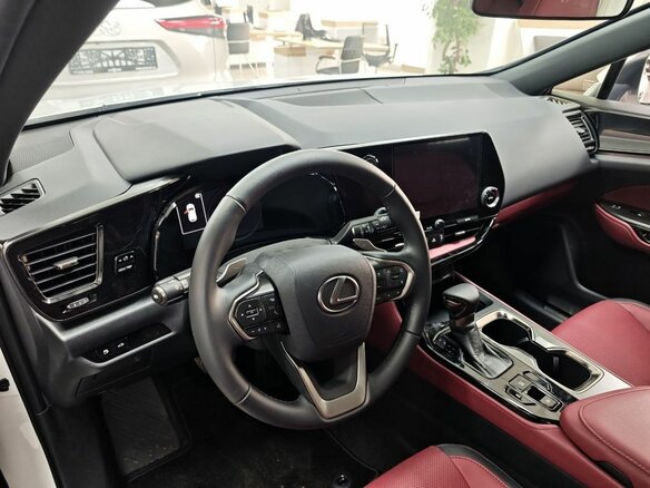 2026 Lexus NX 200 II, белый, 7100000 рублей - вид 10