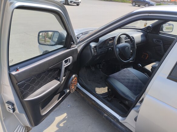 2008 Lada (ВАЗ) 2112, серебристый, 230000 рублей - вид 6