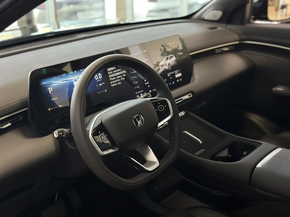 2026 Changan UNI-S I Рестайлинг, чёрный, 3079900 рублей - вид 13