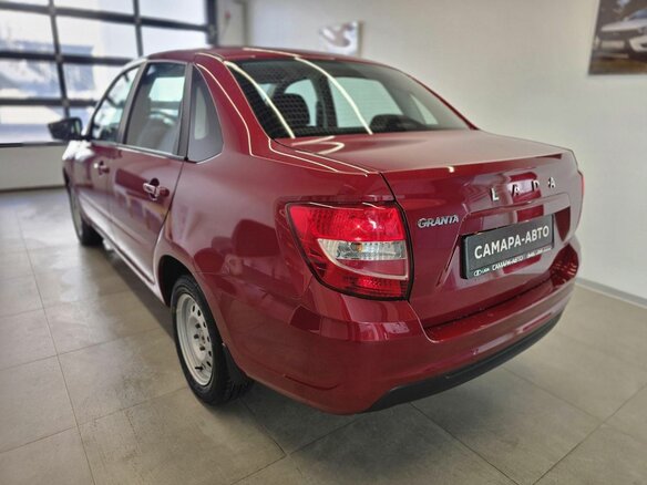2026 Lada (ВАЗ) Granta I Рестайлинг, красный, 1088000 рублей - вид 5