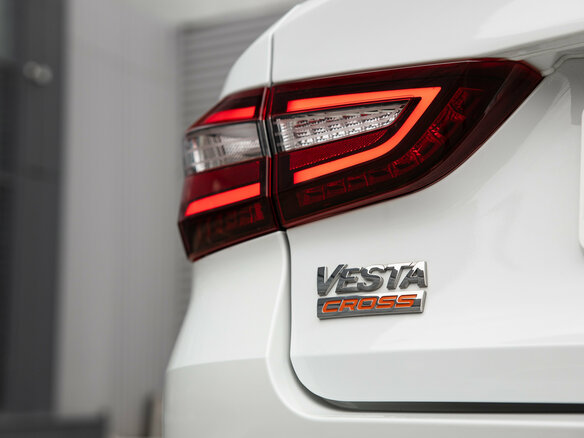 2026 Lada (ВАЗ) Vesta SW Cross I Рестайлинг (NG), белый, 2097000 рублей - вид 4