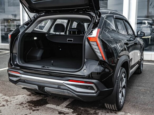 2025 Geely Atlas II, чёрный, 3870990 рублей - вид 19