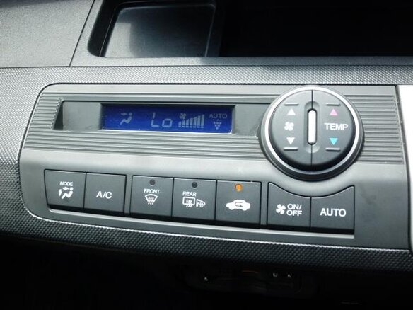 2016 Honda Freed I Рестайлинг 2, белый, 939000 рублей - вид 7