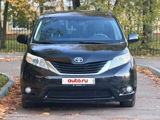 2011 Toyota Sienna III, чёрный, 1730000 рублей, вид 2