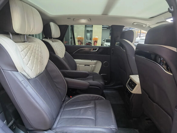 2021 Hongqi E-HS9 120 kWh, серый, 5500000 рублей - вид 13