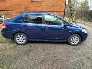2011 Nissan Tiida I Рестайлинг, синий, 690000 рублей, вид 4