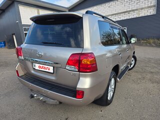 2013 Toyota Land Cruiser 200 Series Рестайлинг 1, золотистый, 4950000 рублей, вид 3