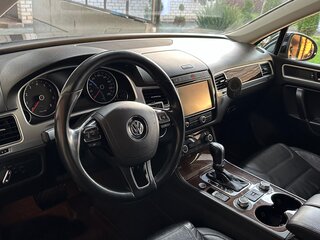 2016 Volkswagen Touareg II Рестайлинг, чёрный, 2200000 рублей, вид 5