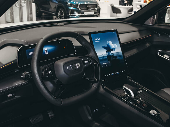 2026 Geely Cityray, белый, 3344990 рублей - вид 17