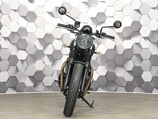 2024 Triumph Speed Twin, чёрный, 927000 рублей, вид 5