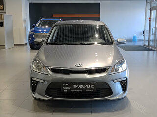 2020 Kia Rio IV Рестайлинг, серый, 1595000 рублей, вид 2