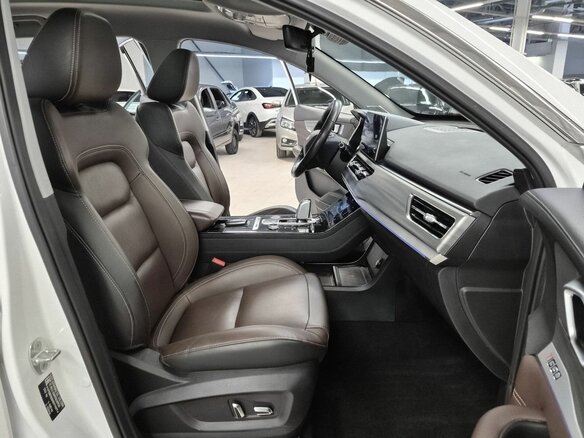 2021 Chery Tiggo 8 Pro I, белый, 1869000 рублей - вид 15