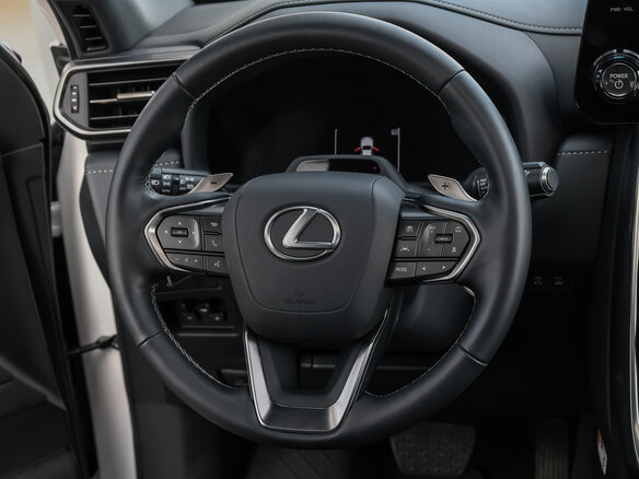 2025 Lexus LX 700h IV, белый, 22660000 рублей - вид 17