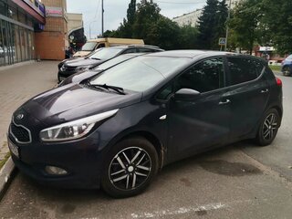 2015 Kia Ceed II, чёрный, 700000 рублей, вид 2
