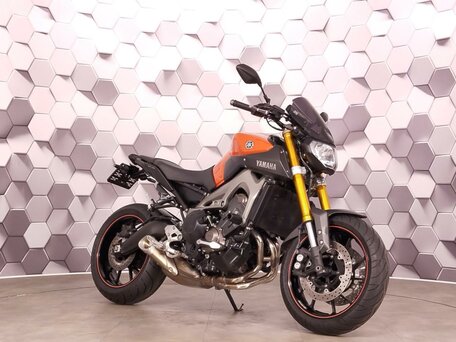 2014 Yamaha MT-09 (FZ-09), оранжевый, 627000 рублей, вид 1