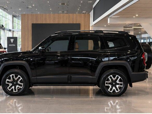 2026 Changan Deepal G318 I, чёрный - вид 1