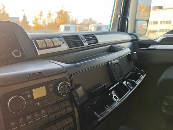 2010 MAN TGX, голубой, 4200000 рублей - вид 5