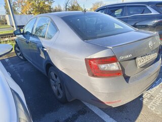 2017 Skoda Octavia III (A7) Рестайлинг, серый, 1799000 рублей, вид 3