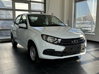 2026 Lada (ВАЗ) Granta I Рестайлинг, белый, 1000000 рублей, вид 1