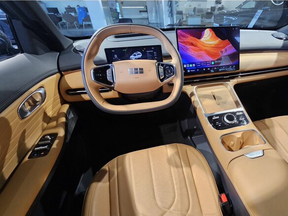 2026 Geely EX5 Гибрид EM-R, зелёный, 3829990 рублей - вид 18